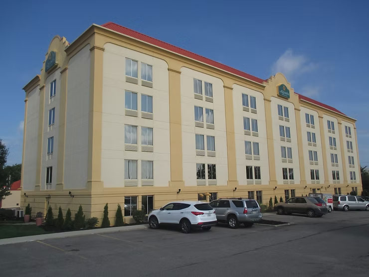 LaQuinta Before