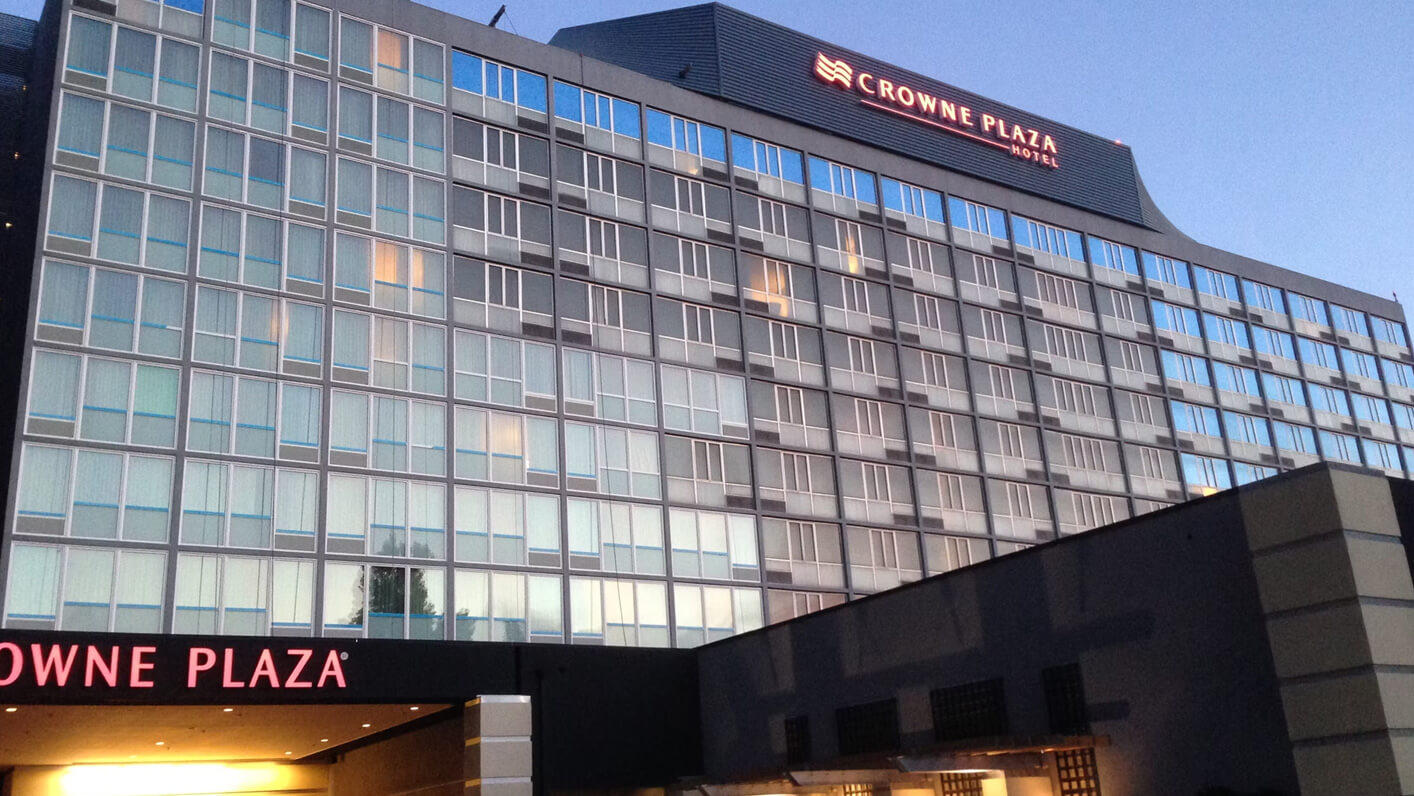 crowne-plaza-burlingame-before