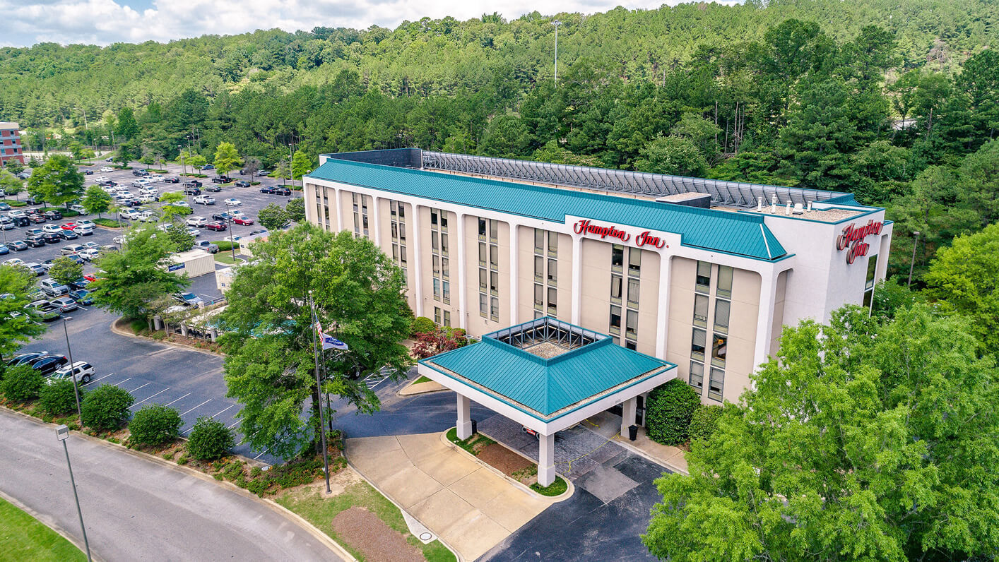 hampton-inn-birmingham-hotel-renovation-before