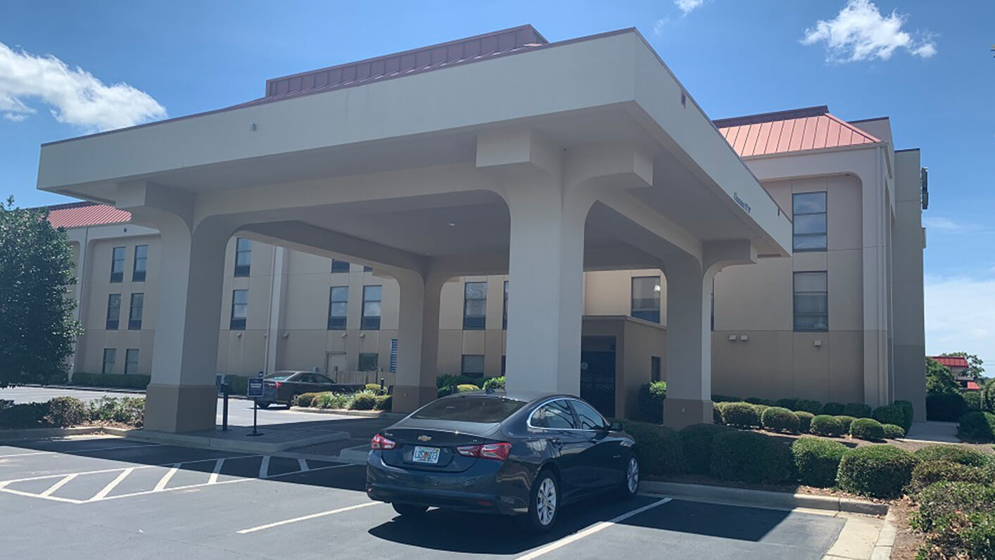hampton-inn-by-hilton-santee-before