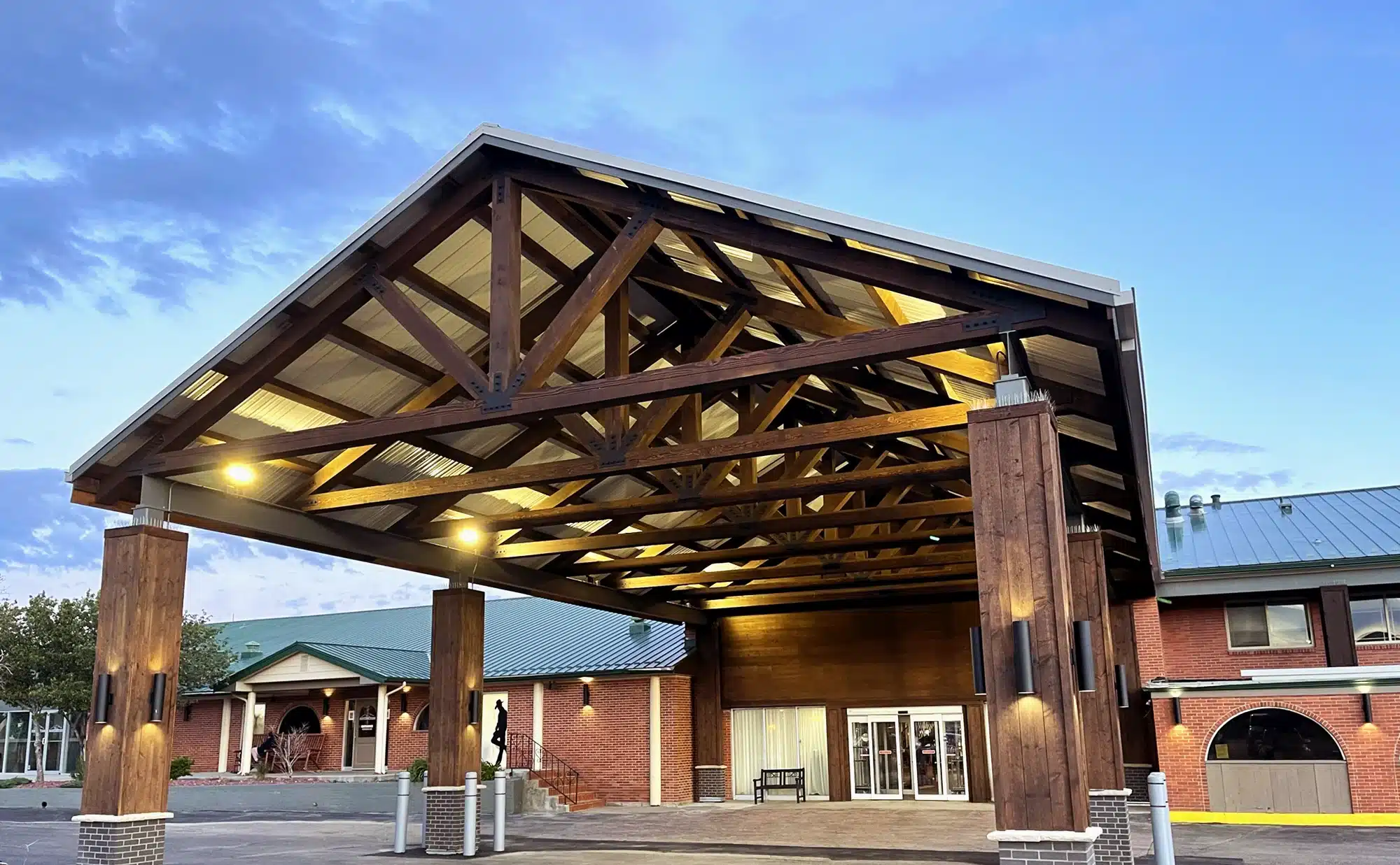 Best Western Hotel Renovation & Custome Porte Cochere reconfiguration in casper wyoming (4) completed hotel porte cochere renovation for seasonal property exterior improvements