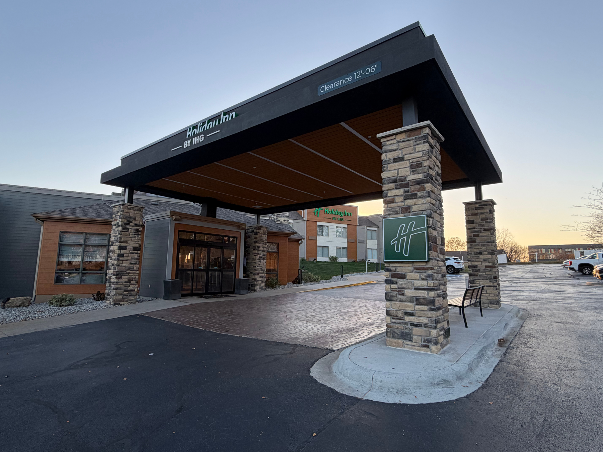 porte cochère renovation of the holiday inn in coralville iowa exterior hotel conversion renovation